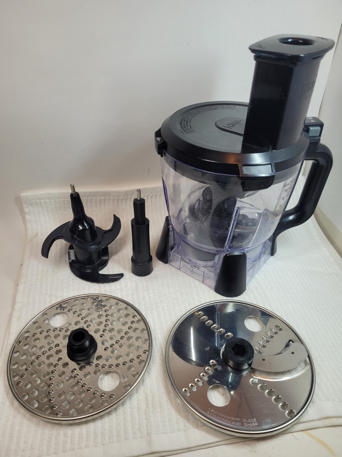 Ninja Food Processor 8 Cup 64 oz Bowl Lid W/pusher, Grating 