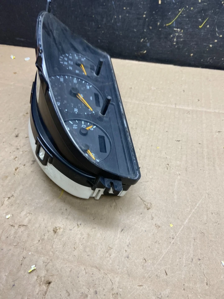 1998-2005 Mercedes W163 ML320 ML430 Instrument Cluster Speedometer U4700 DG - Image 3 of 4