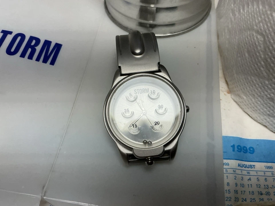 RARE NEW VINTAGE STORM PINBALL Men's Watch Stainless Steel Water Resistant - image 4 of 4
