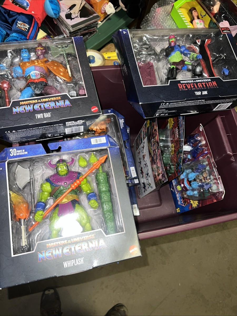 MASTERS OF THE UNIVERSE MASTERVERSE NEW ETERNIA WHIPLASH FIGURE +