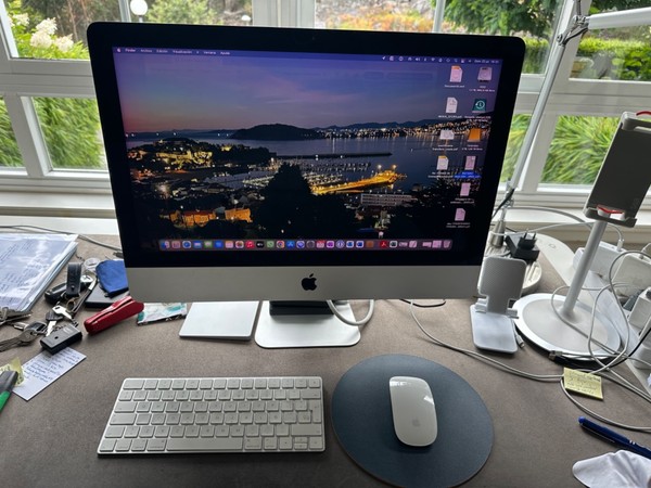 ordenador iMac Retina  4K, 21,5" Intel Core de 4 núcleos 3,1 Gz