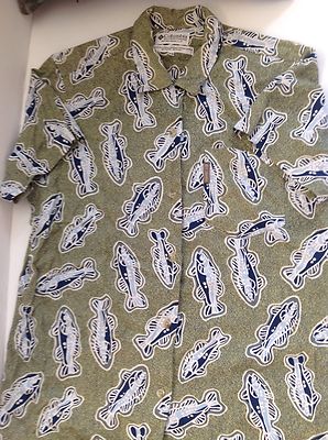 Columbia Men's Short Sleeve Fish Shirt Size M 80% Rayon 20% Flax