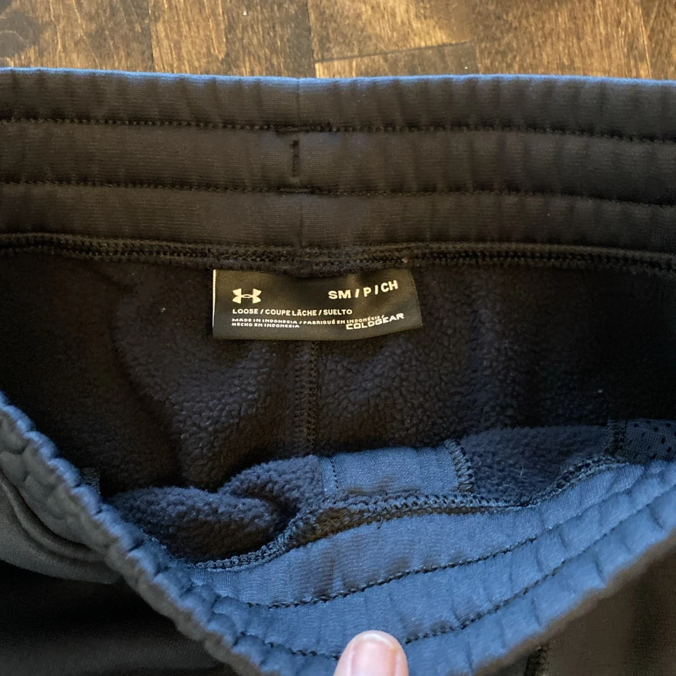 Pantalones deportivos Under Armour para hombre azules talla pequeña, calce holgado, ColdGear Foto 4 de 4