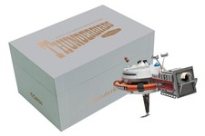 Corgi CC01501 Thunderbirds F.A.B. Collection – Station Spatiale Thunderbird 5 Moulée Sous Pression, Modèle Détaillé Avec Support D’affichage, Pour Collectionneurs Dès 14 Ans