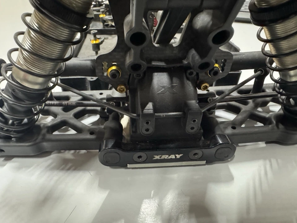 Xray Xb8e Automodello RC elettrico - Immagine 4 di 4