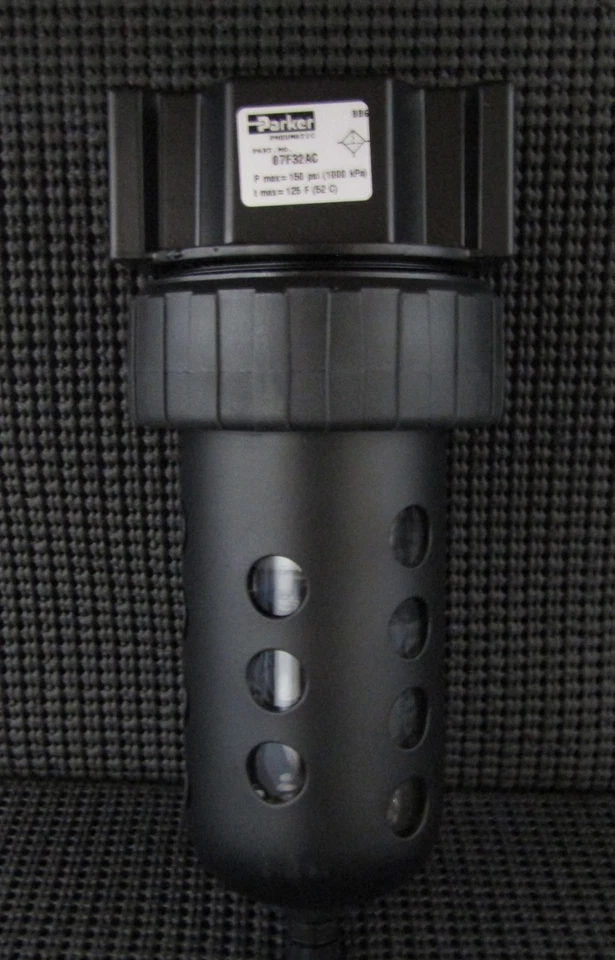 PARKER 07F32AC 1/2" PORT 150 PSI 130 SCFM 7.2 OZ CAPACITY 40 MICRON AIR FILTER - Image 4 of 4