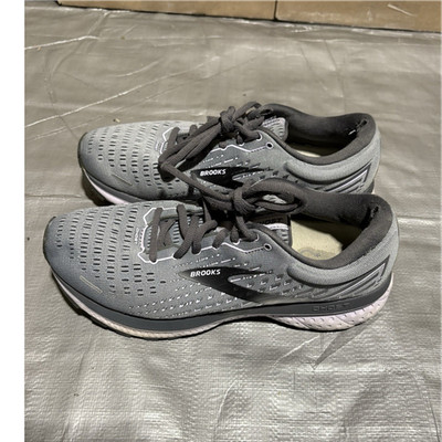 Brooks Ghost Gray/Black Lace-Up Low Top Running Athletic Sneakers Rubber Sole