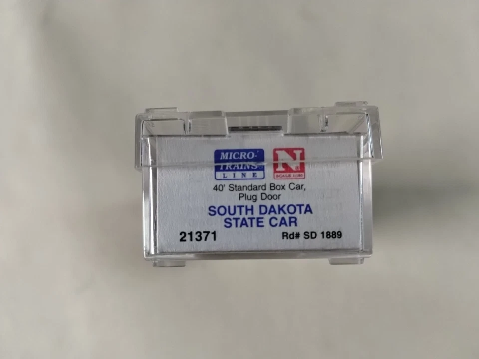 MTL 21371 N Scale South Dakota State Car SD 1889 40' Box Car with Plug Door - Image 2 of 4