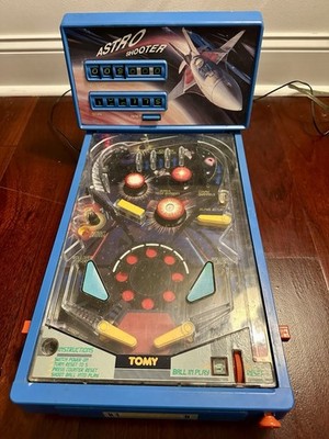 Vintage TOMY ASTRO SHOOTER Table Top Pinball Game w/ Scoreboard and Cord - As Is
