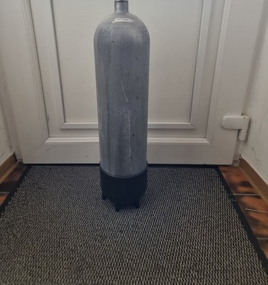 Tauchflasche 12L lang 232 bar verzinkt Hot Dipped Tauchen Taucher Tüv Neu