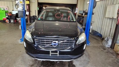 Used Front Right Door Assembly Front fits: 2014 Volvo XC60 Front Right Grade A