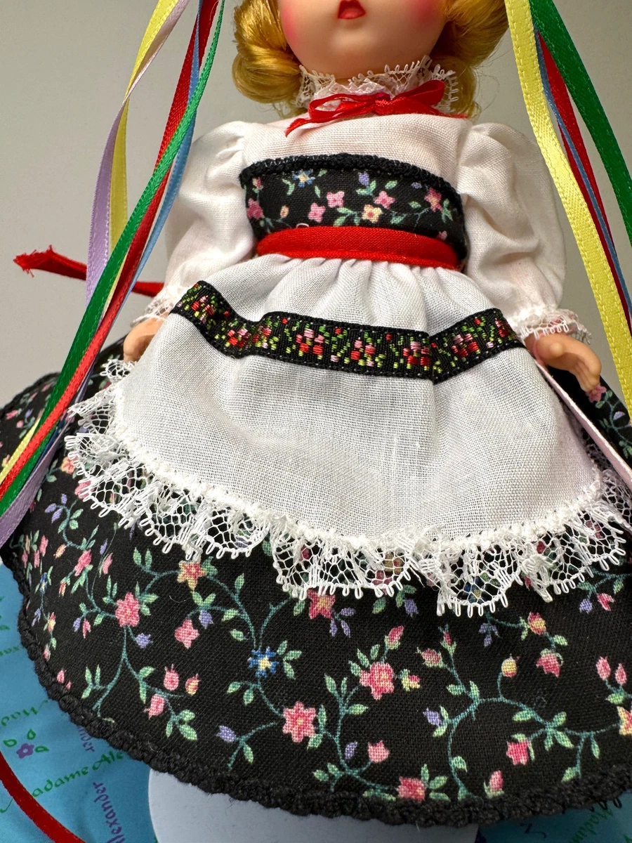 Muñeca Madame Alexander East of the Sun Noruega-Lassie 8" - 11102 - Apple y caja