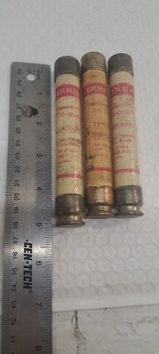 lot of 3  Gould Shawmut 3 TRS20R Dual Element 30 Amp Time Delay Fuses NOS