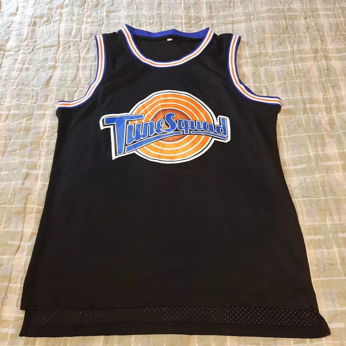 Looney tunes store jersey black
