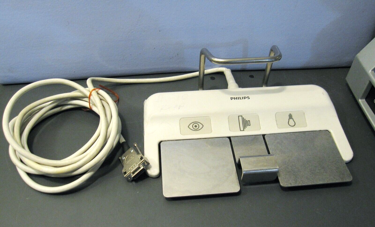 PHILIPS 4522-700-00142 FOOTSWITCH CV 3p 4m for Allura Cath PHILIPS 4522-700-00142 FOOTSWITCH CV 3p 4m for Allura Cath
