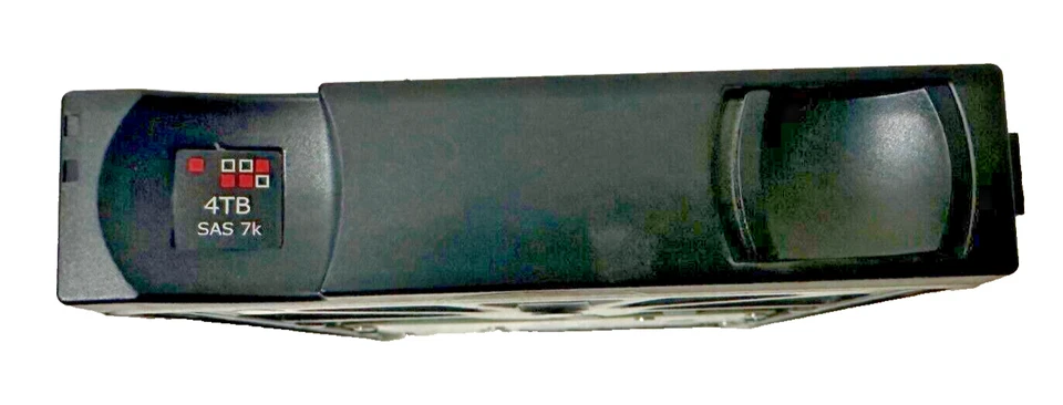 Quantum 4TB SAS Drive & Tray for QXS - 3-07384-02 - ST4000NM0025 - Image 2 of 3