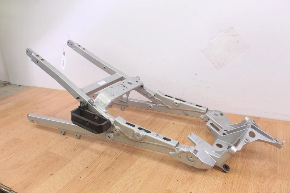 2004 YAMAHA FJR 1300 Subframe - Image 2 of 4