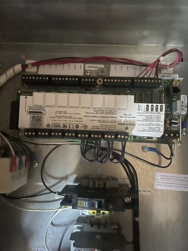 Brand New Emerson Multiflex Board W/Enclosure 851-4221 168 4-light ovrds,4NC 20A - Picture 2 of 17