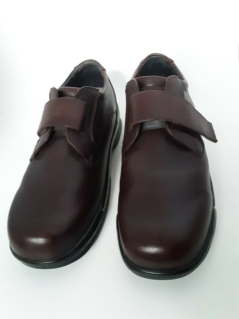 wide orthotic shoes