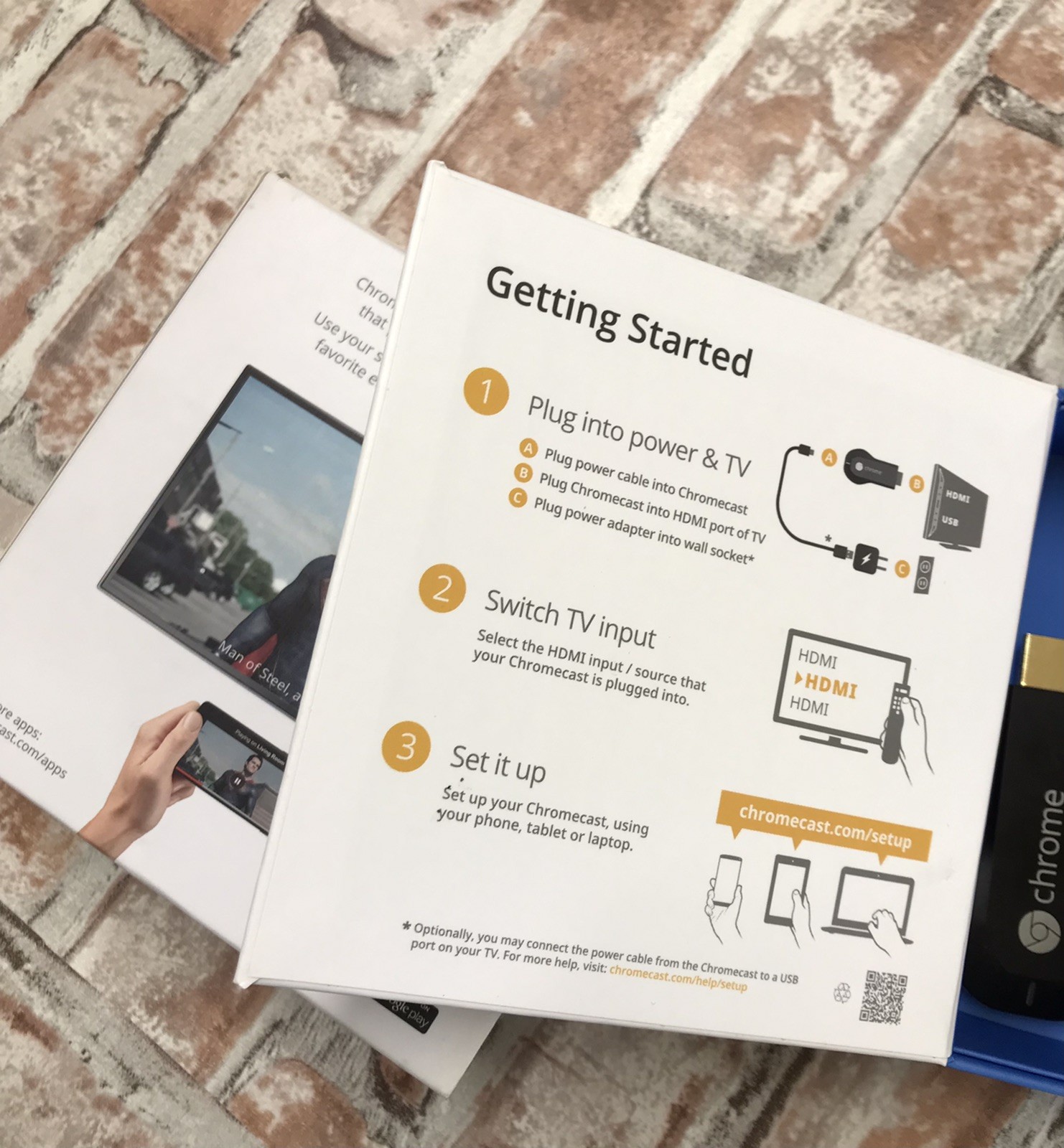 ChromeCast HDMI WiFi Media Streaming Device Model H2G2-42 Open Box `