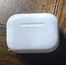 Apple AirPods Pro Wireless Bluetooth In-Ear Earbuds w/ Charging Case White