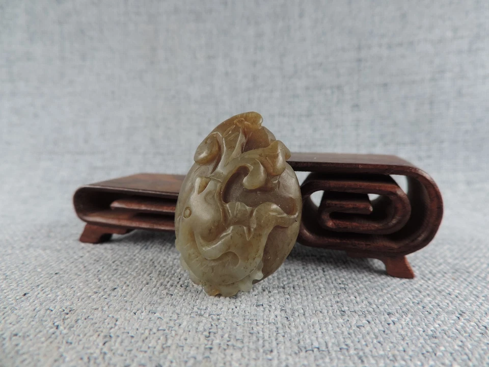 Pingente de peixe antigo chinês natureza hétiana escultura manual jade H - Imagem 4 de 4