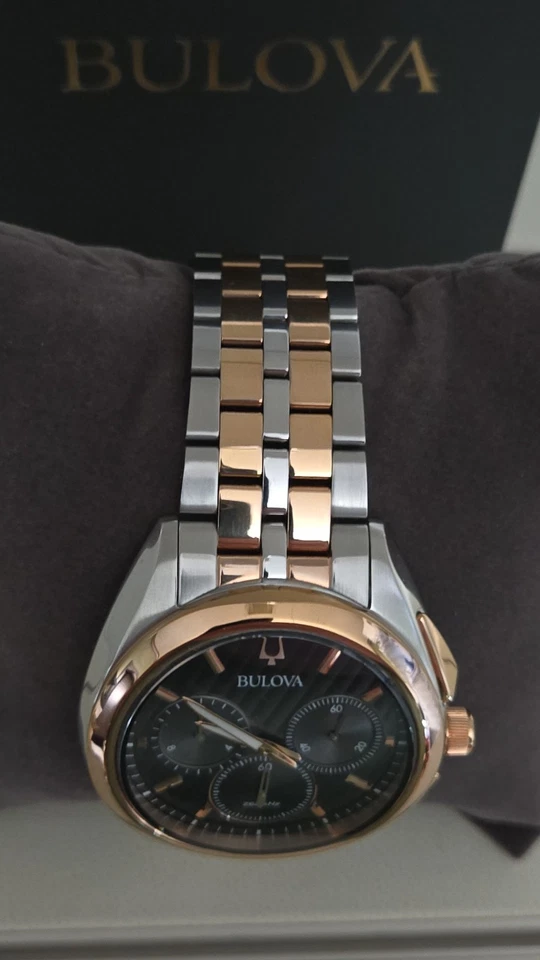 Мужские часы-хронограф Bulova CURV 98A160 двухцветная нержавеющая сталь - Изображение 4 из 4