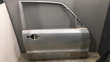 Porte avant et accessoires Mitsubishi PAJERO