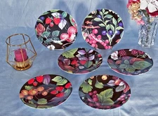 Beautiful Set of 6 Dessert Plates by Philippe Deshoulieres. Limoges, France