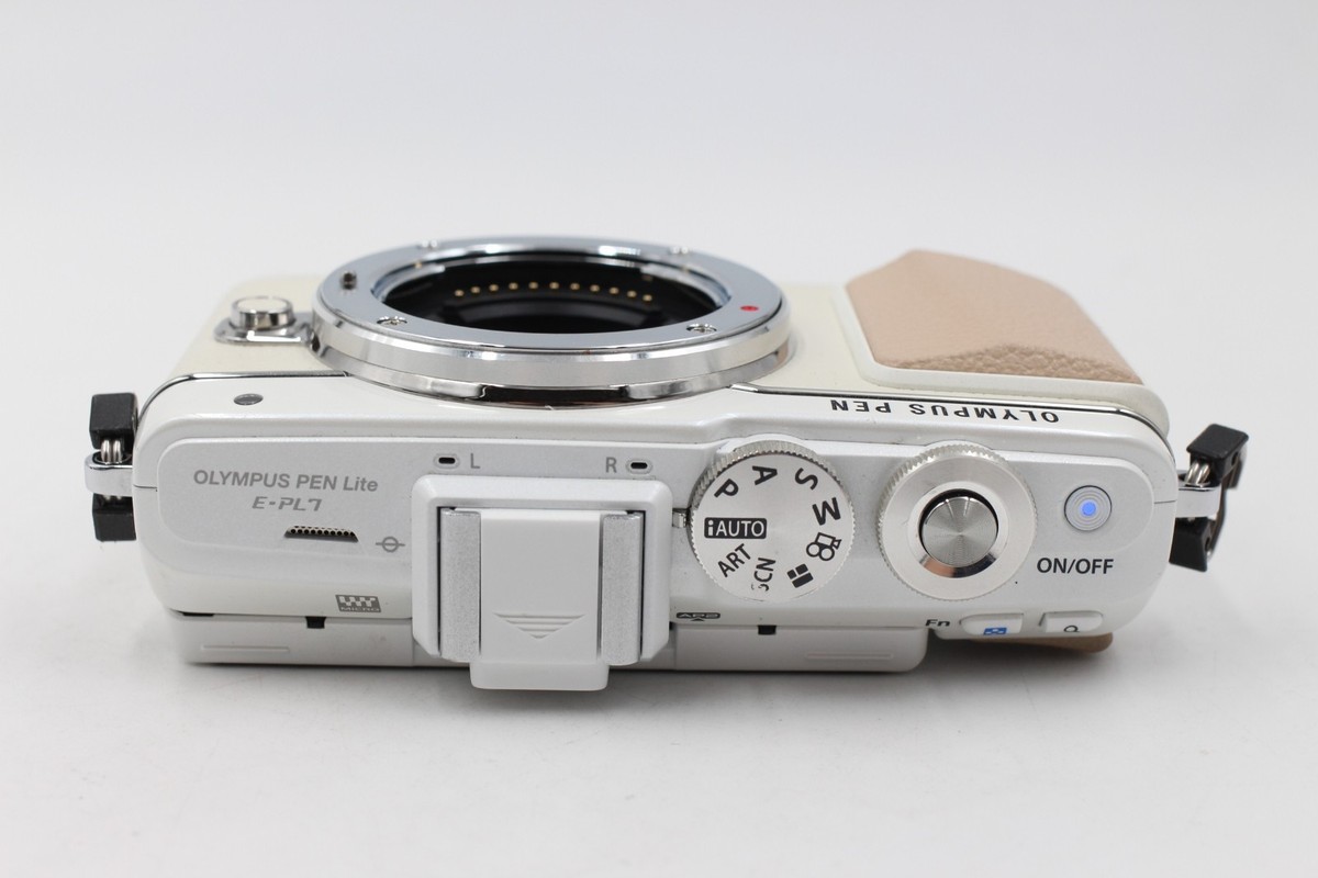 Near Mint] Olympus Pen Lite E-PL7 Digital Camera Silver 3861 shots