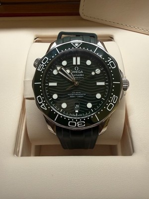 OMEGA Seamaster Diver 300M 210.32.42.20.10.001 with Original Box
