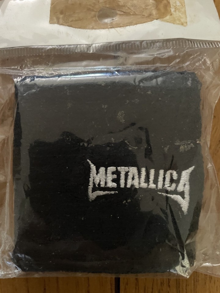 Metallica Official St Anger Pin Badge & Sweatband Promo Items (South ...