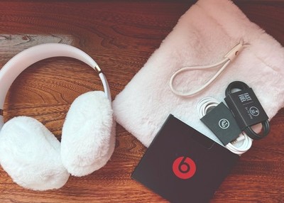 Limited Edition Beats by Dr. Dre Earmuffs Studio 3 Wireless Bluetooth Headphones