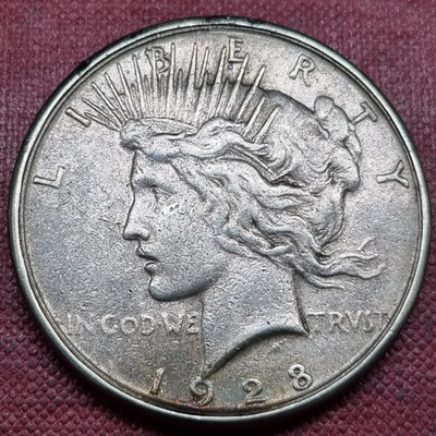 1928 Silver Peace Dollar 1$ Encased Pendant Philadelphia or San Francisco #99691