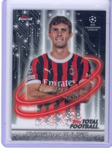 Christian Pulisic 2024-25 Topps Finest UEFA Total Football (1:3 Case) SSP #FF-20