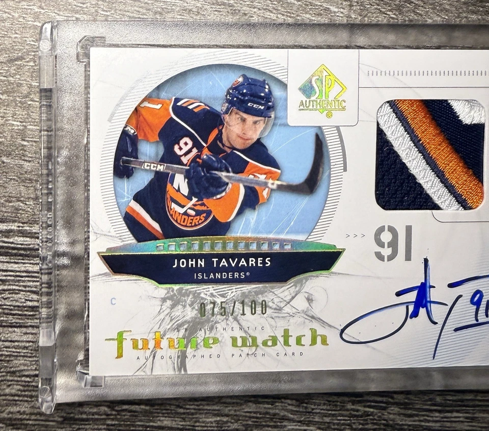 2009 SP Authentic John Tavares #201 Future Watch Rookie Patch Auto /100💎3 Color - Image 3 of 4