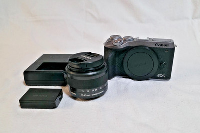 Canon EOS M6 Mark II Mirrorless Digital Camera with 15-45mm Lens and EVF - Black