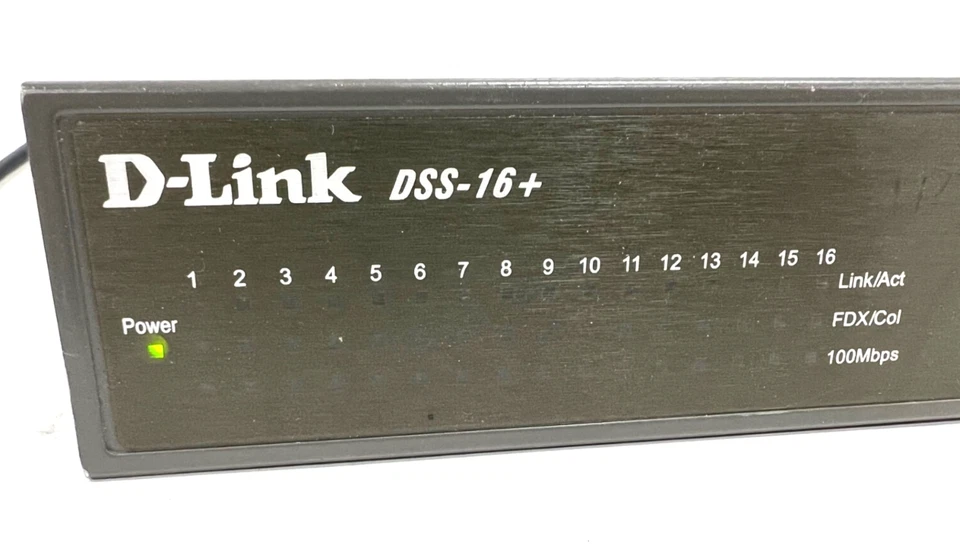 CONMUTADOR ETHERNETWORK EXPRESS D-LINK DSS-16+ 16 PUERTOS OAL 11" Foto 3 de 4