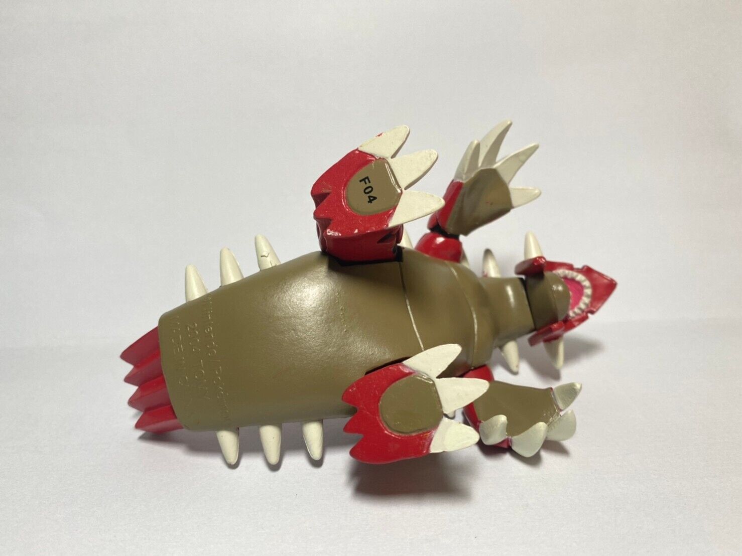 Boneco lendário de Pokémon Tomy de 10 cm, Groudon, 1 : .com