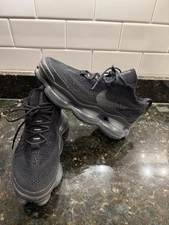 Nike  Air Max Scorpion Flyknit 'Triple Black' DJ4702-002 Mens Sz.10 PRM Vapor QS