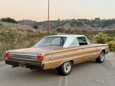 1966 Plymouth Belvedere V8 5 Speed Manual