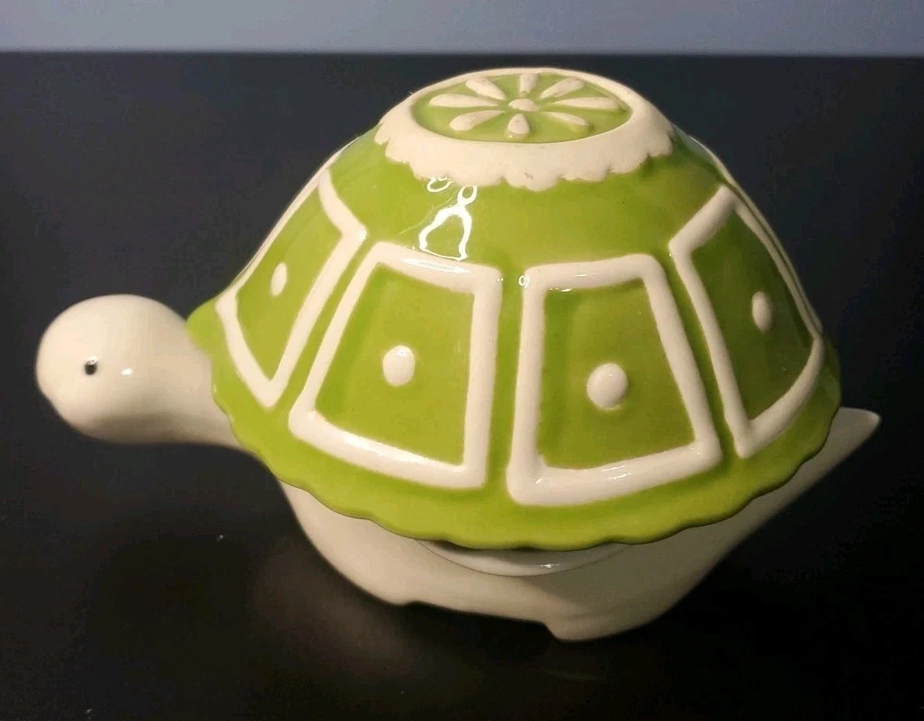 VTG Pier 1 Turtle Measuring Cup Set 5 Pc Ceramic Stacking Multi Spouts Markings