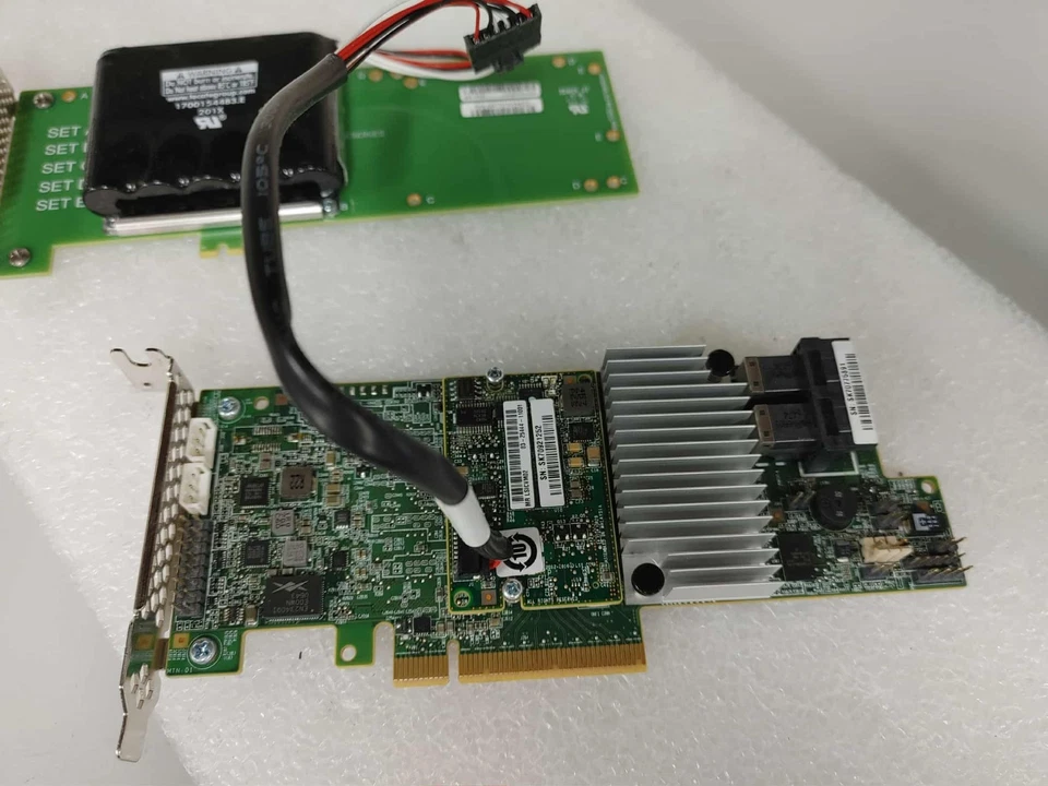 LSI MegaRAID 9361-8i SAS 8-Port 12Gb/s Controller with CACHE Low Profile w/batte - Image 3 of 4