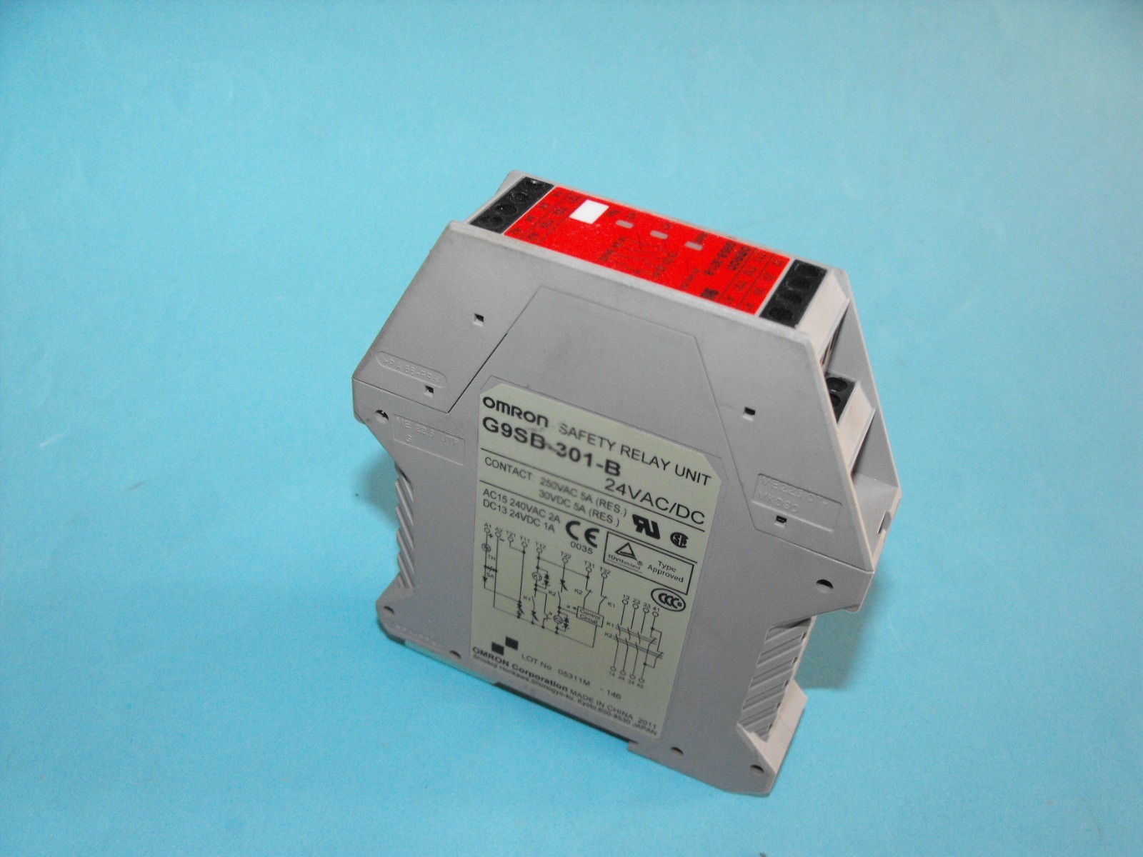 OMRON G9SB-301-B.Safety Relay.24V AC/DC.USED
