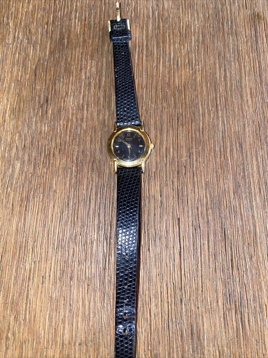 Vintage Seiko Women's Watch 1N01-0A19 Quartz Gold Case Black