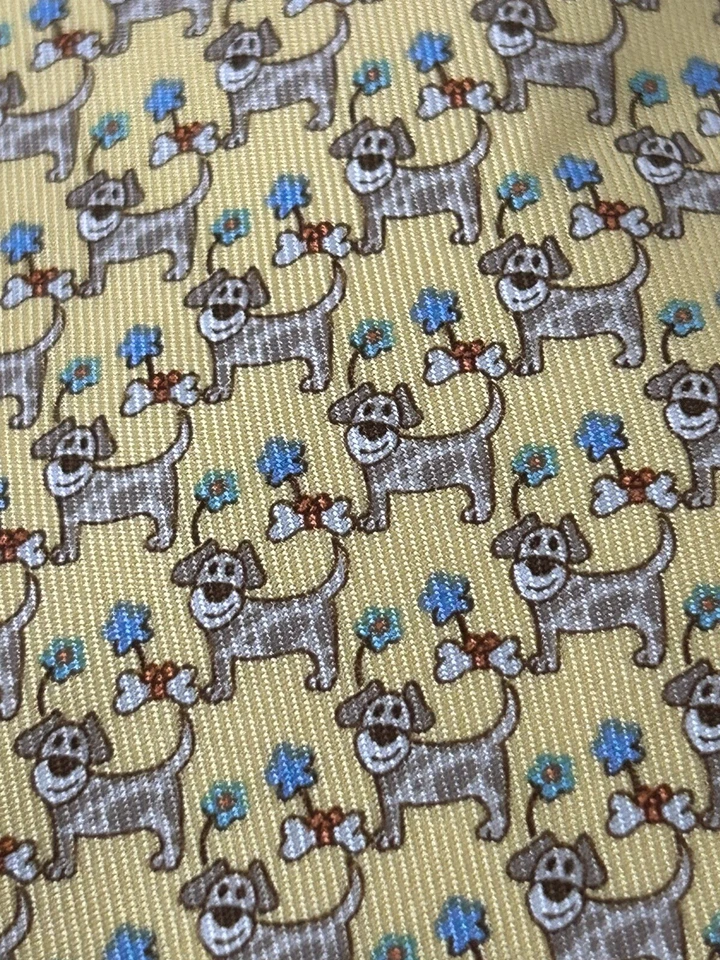 Salvatore Ferragamo Neck Tie Yellow Doggies Print Silk 3.5” x 57”. Perfect!  FUN - Image 3 of 4