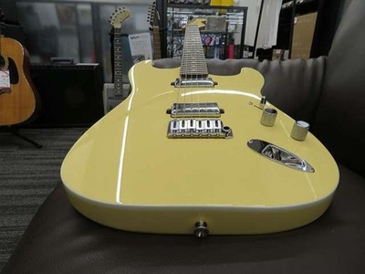 Fender MAMI Stratocaster Omochi Signature Model MIJ Electric