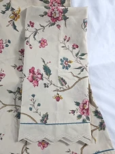 Vintage 70s Lady Pepperell Pillowcases Floral Embroidered Hem Standard Pair MCM