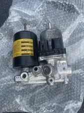 2010-2015 Toyota Prius Booster ABS Anti Lock Brake Pump Actuator & Modulator