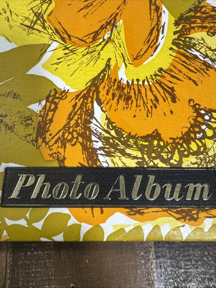 Álbum de fotos floral de colección de los años 60 10 páginas Flower Power - Fotos peladas y prensadas - Usado anteriormente Foto 2 de 4